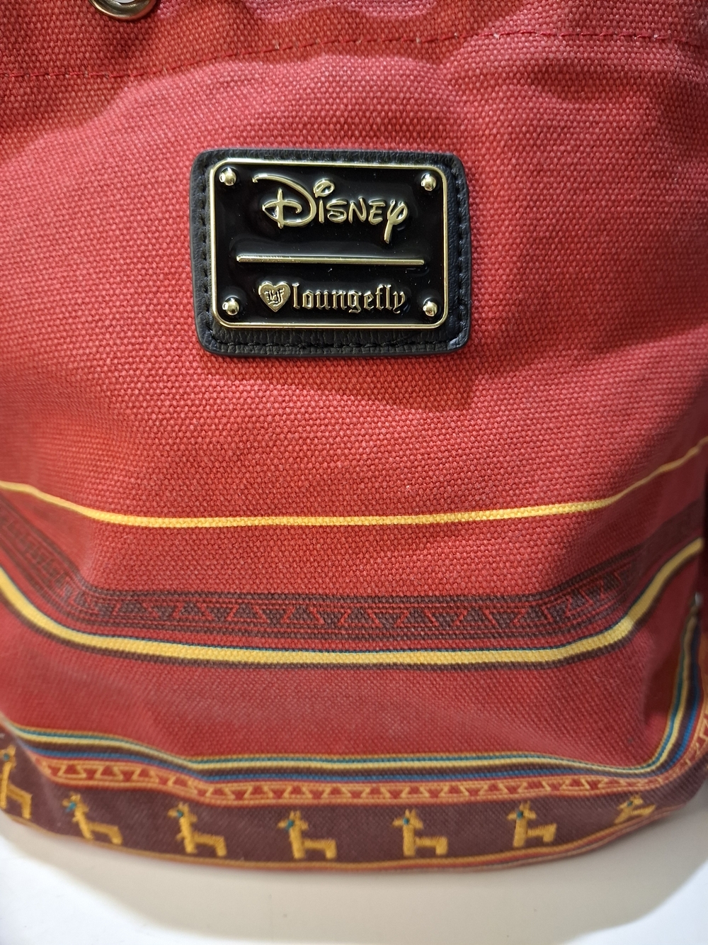 Limited Edition Loungefly Red Canvas Emperor's New Groove Bucket Bag - Picture 3 of 12